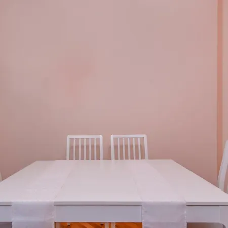 Appartamento Let The Sunshine In Two Bedroom Loft Central Sofia
