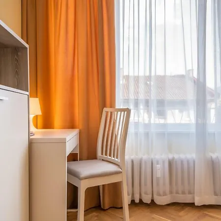 Appartamento Let The Sunshine In Two Bedroom Loft Central Sofia