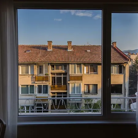 Let The Sunshine In Two Bedroom Loft Central *